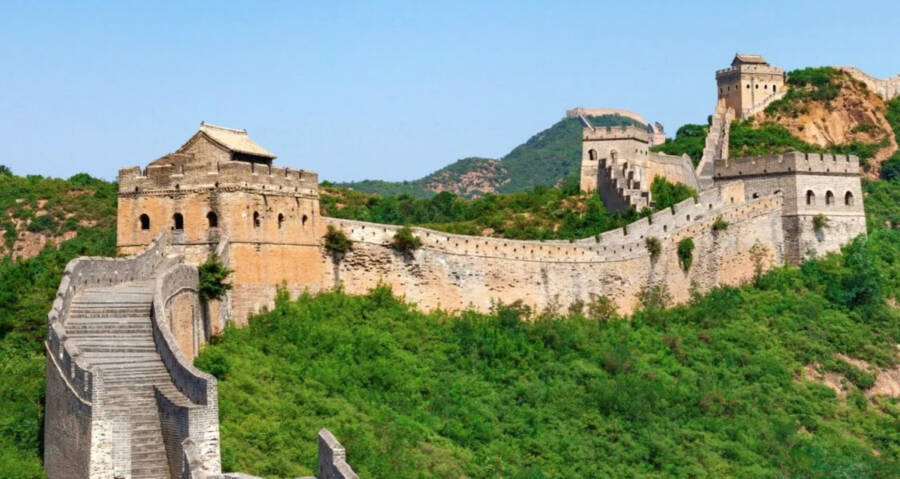 'Living Skin' Of Biocrust Found Covering Great Wall Of China