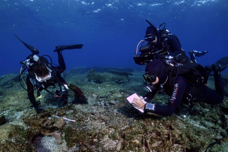 Greek Shipwrecks Research Team