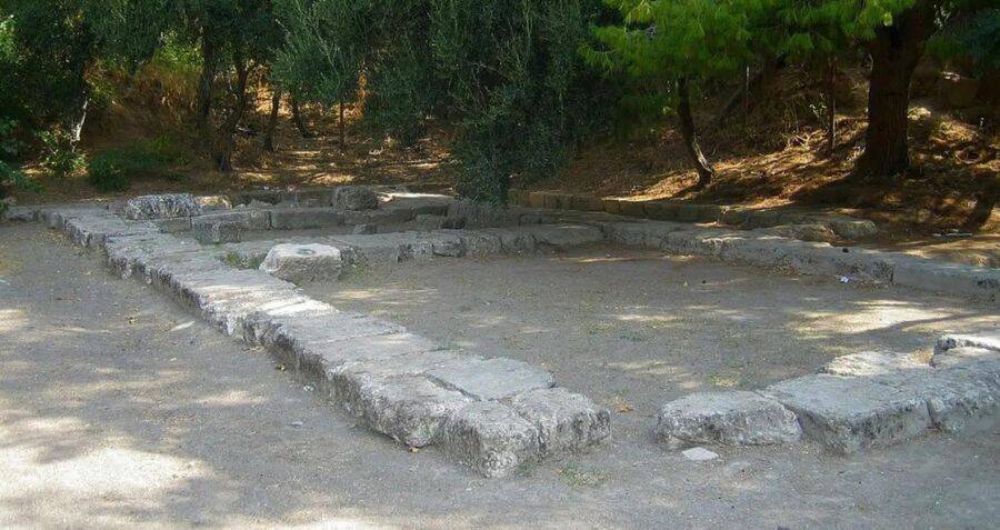 Scientists In Italy Believe They've Determined The Exact Location Where Plato Was Buried