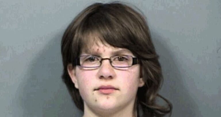Anissa Weier Mugshot Featured