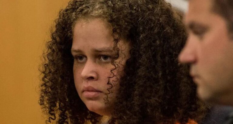 Sarra Gilbert Featured