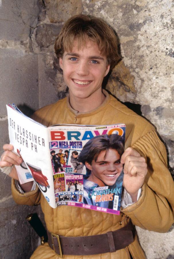 Inside Jonathan Brandis’ Death At The Age Of Just 27