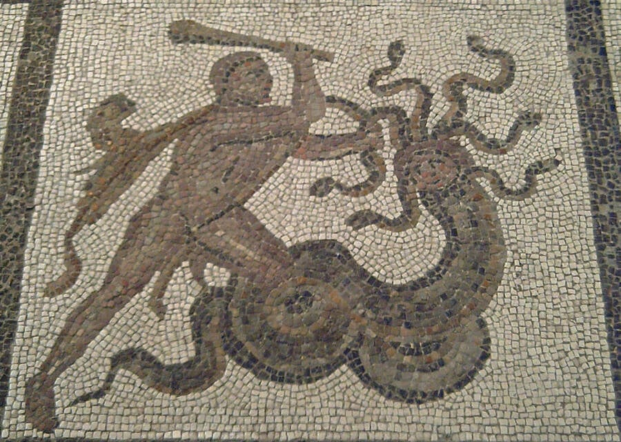 Hercules And The Hydra