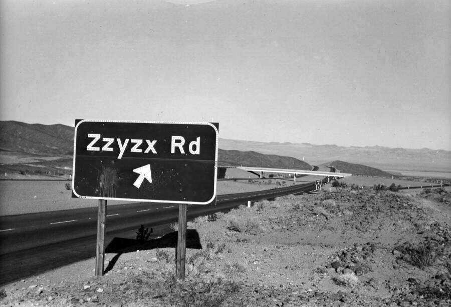 Zzyzx Road Sign