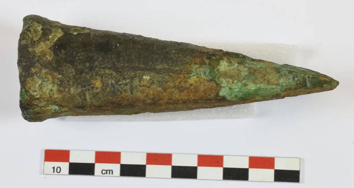 Stunningly Well Preserved Bronze Age Ax Discovered Just Off The Coast Of Norway