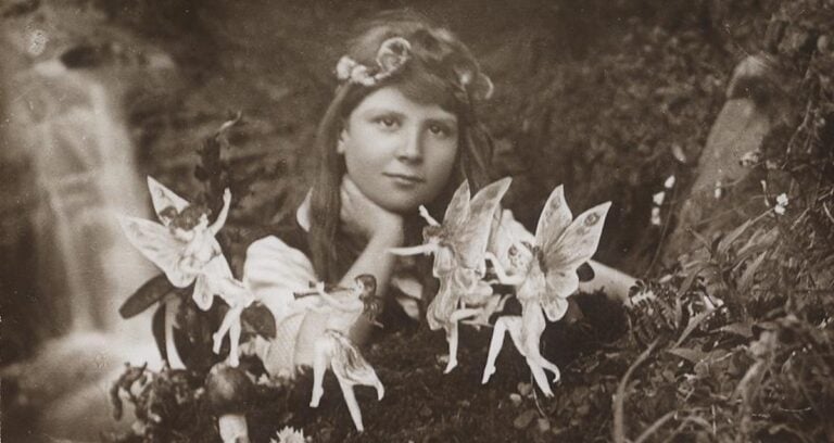 Cottingley Fairies Featured