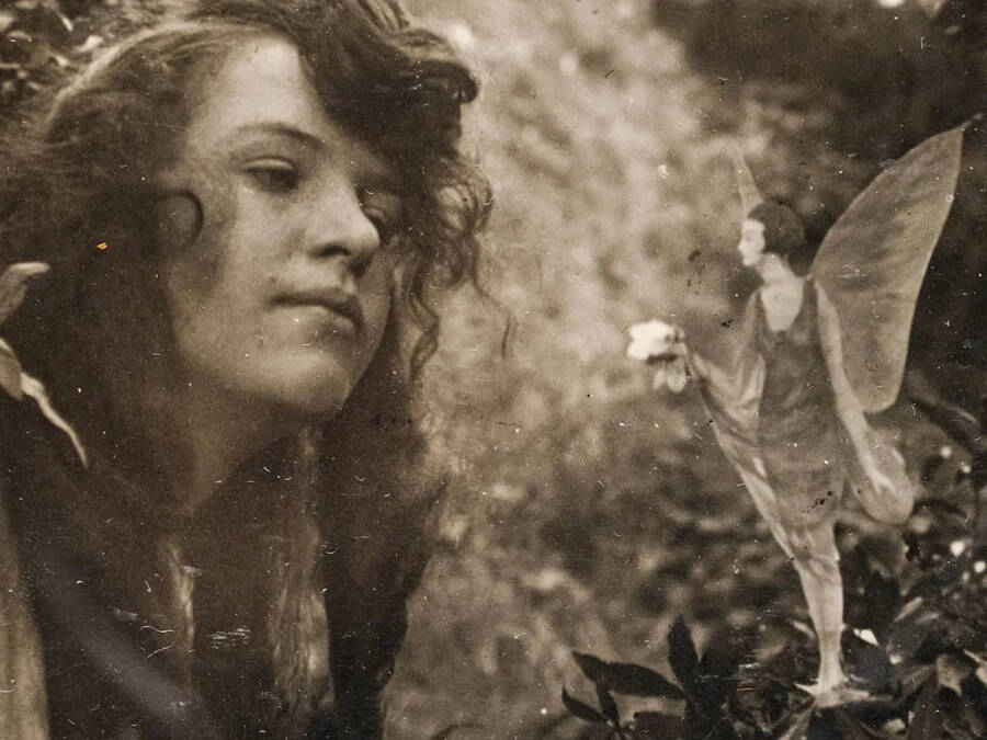 Cottingley Fairies With Elsie