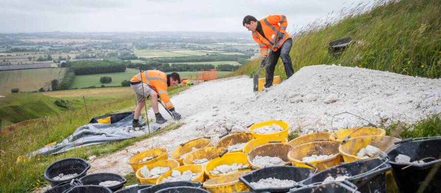 Restoring The Uffington White Horse