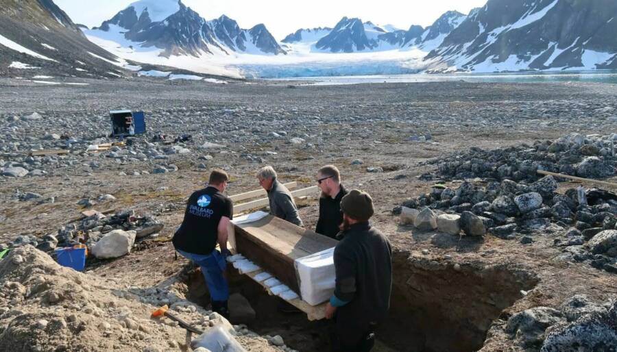 Svalbard Whaler Burials