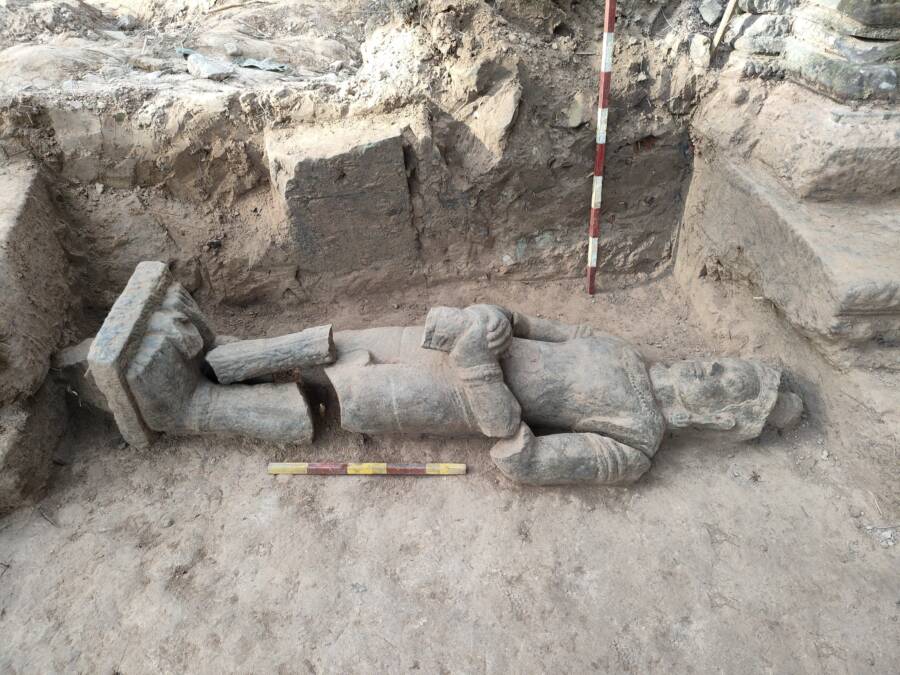 Banteay Prei Guardian Statue