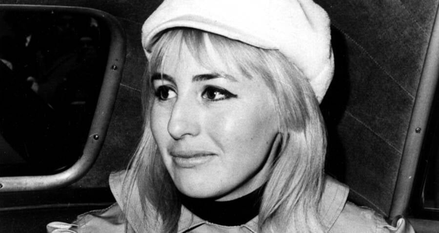 Cynthia Lennon, The Mistreated First Wife Of John Lennon