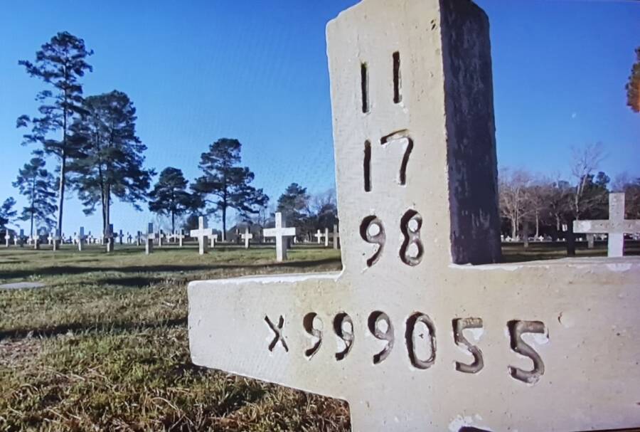 Kenneth Mcduff Grave