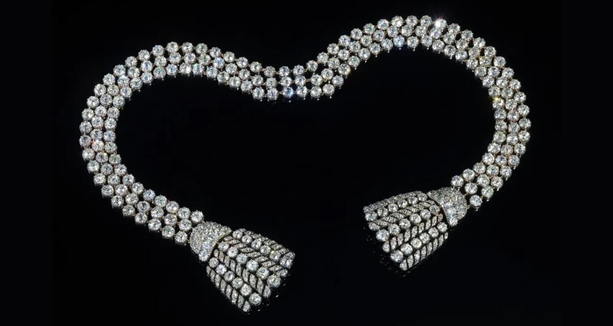 Diamond Necklace Linked To Marie Sells For 4.8 Million