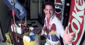 Paul Kevin Curtis As Elvis Featured