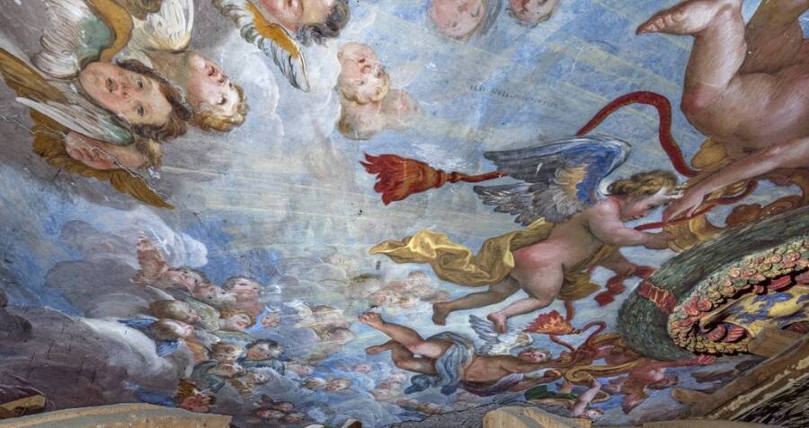 villa-farnesina-hidden-