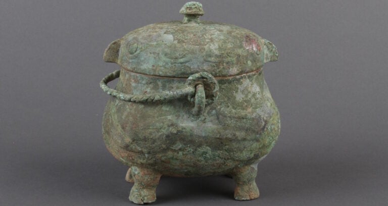 Featured Ancient Chinese Owl Vessel