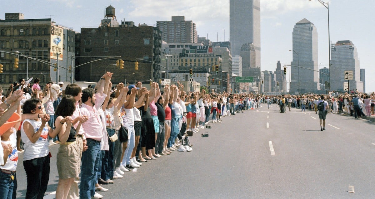 Hands Across America The History - Hands Across America Featured 1