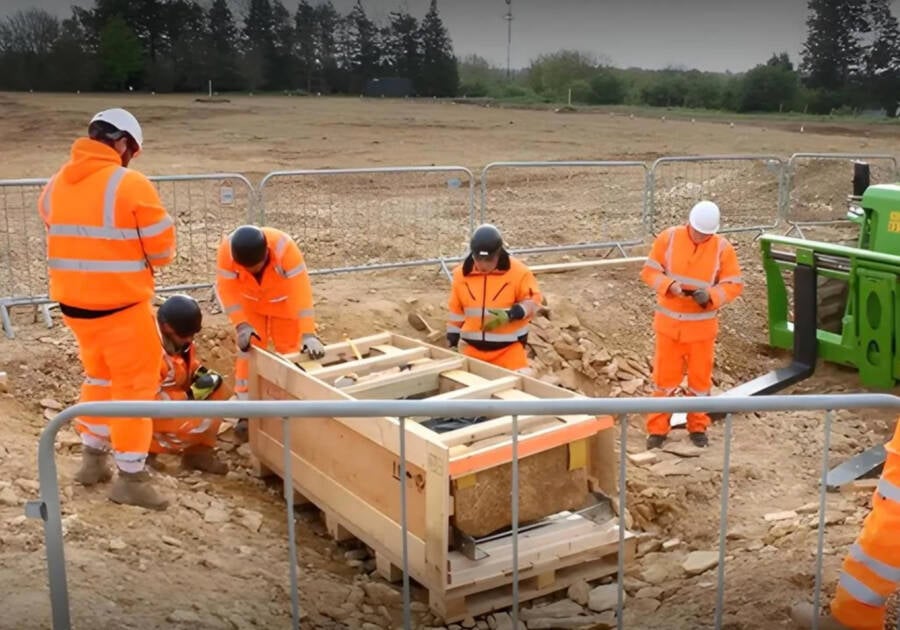 Roman Coffin Uncovered In Peterborough