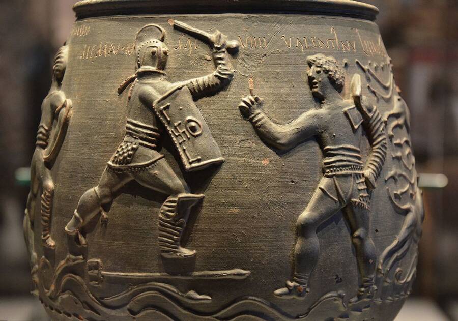 Colchester Vase Gladiators