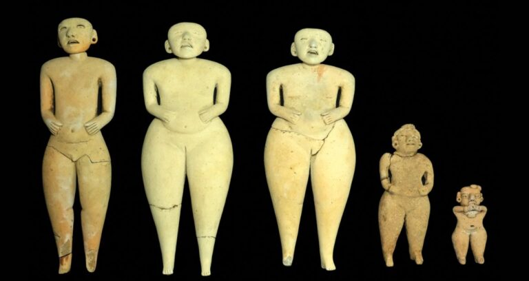 El Salvador Puppets Featured