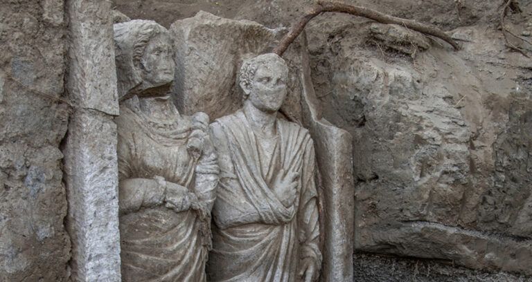 Pompeii Funerary Couple Featured Image