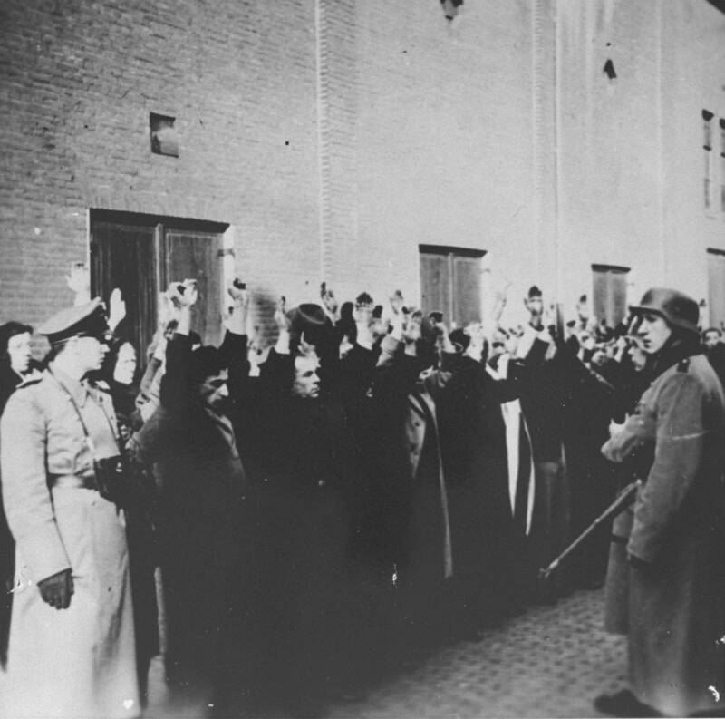 Arresting Dutch Jews In Amsterdam