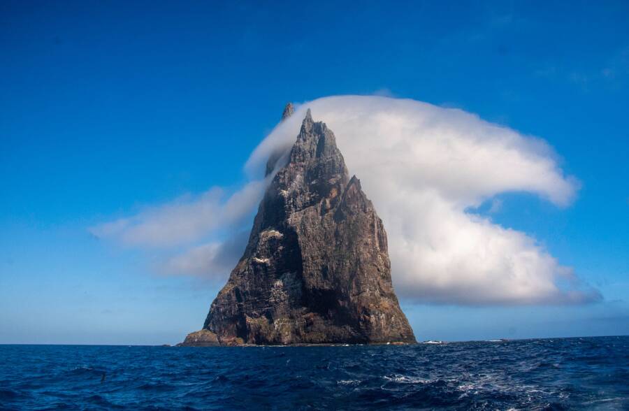 Balls Pyramid Island