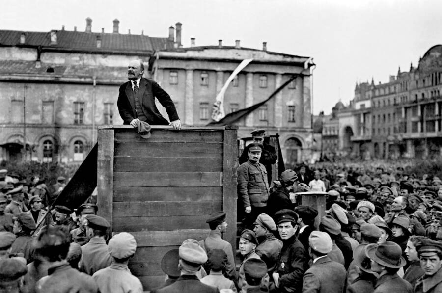 Vladimir Lenin In Sverdlov Square