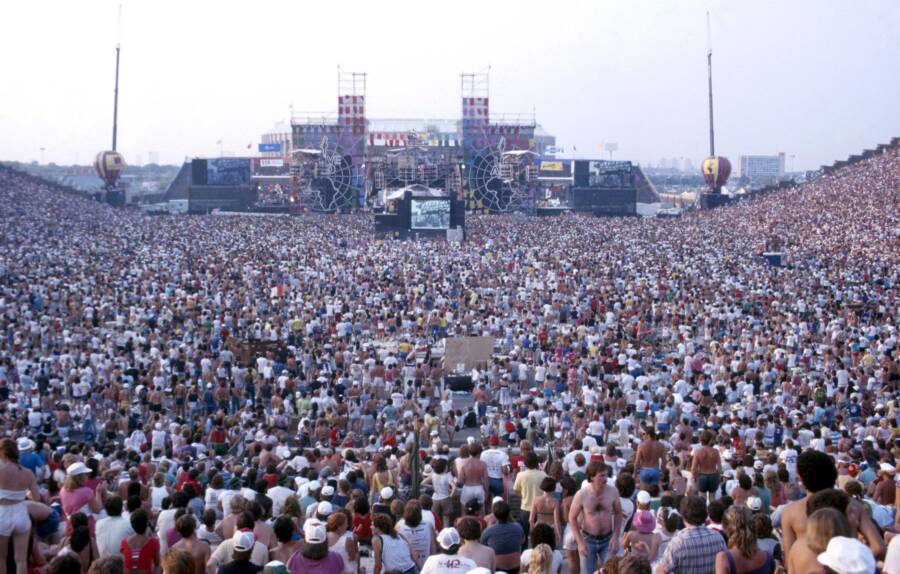 Crowd At Live Aid