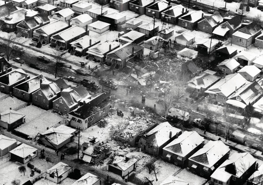 Flight 553 Crash Site