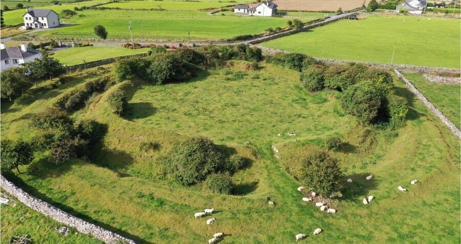 Rareagh Streamside Stone Ringfort