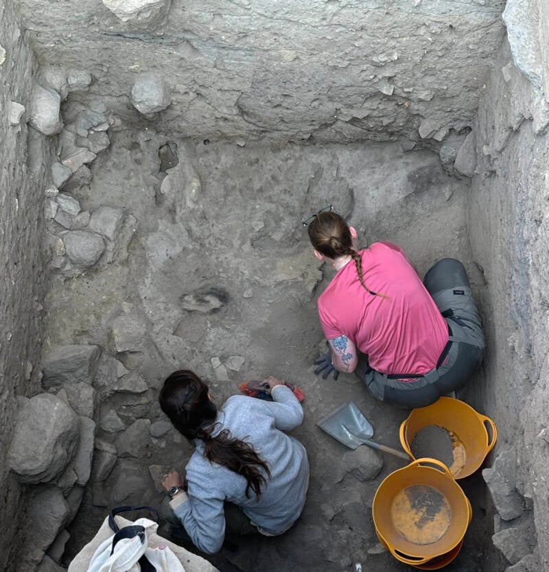 Archaeologists Uncovering A Floor At Uşaklı Höyük