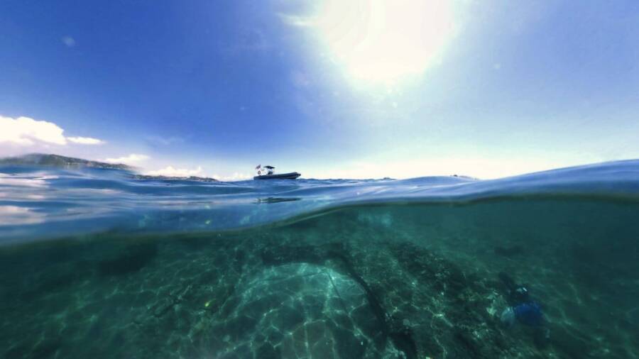 Bathhouse Beneath The Waves