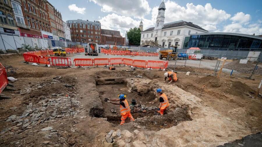 Leicester's Medieval Dungeon Site