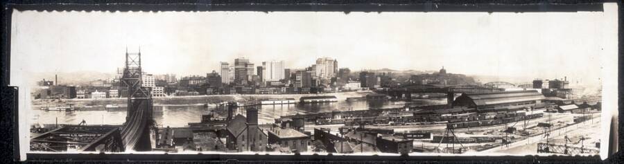 Pittsburgh Skyline In 1907