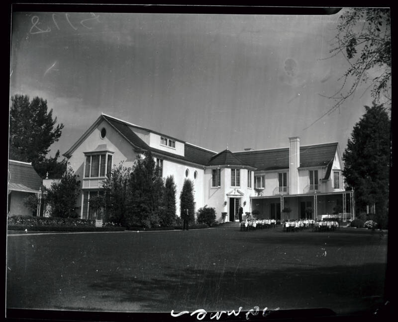 Pickfair Haunted Mansions