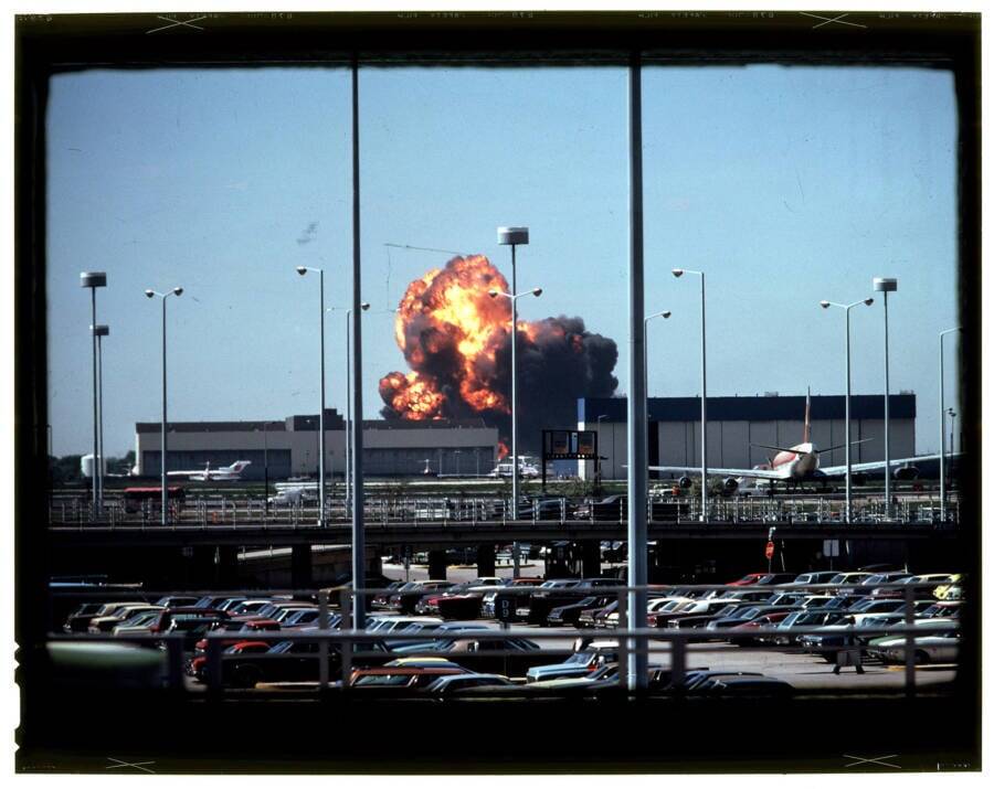 American Airlines Flight 191's Fireball
