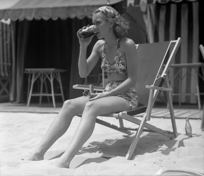 Jane Wyman On The Beach