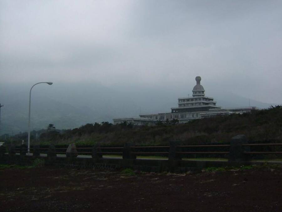 Japan's Hachijo Royal Hotel