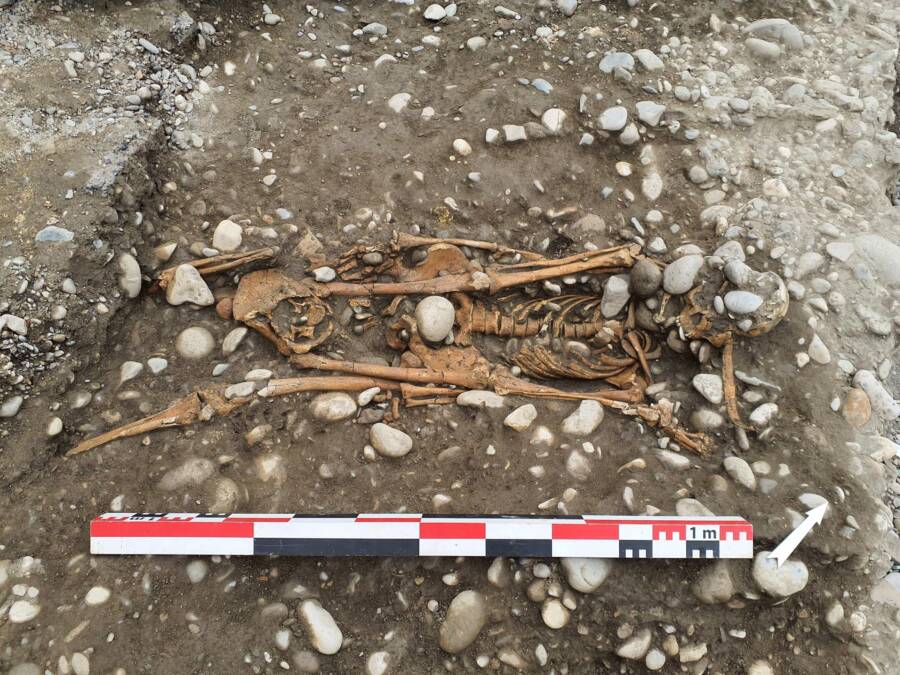 Double Burial At Grenoble Gallows