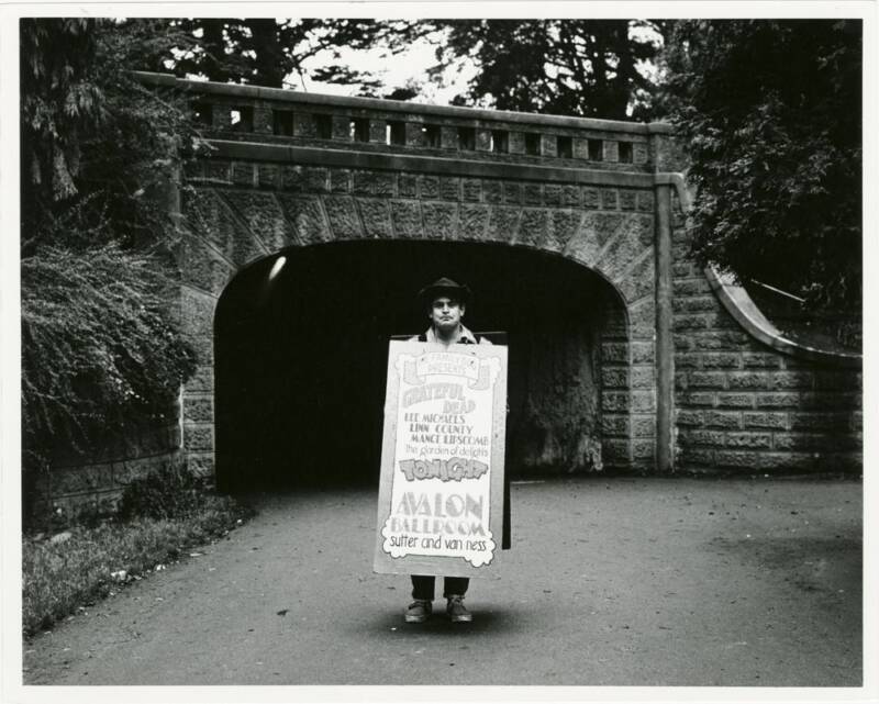 Sign For A Grateful Dead Show