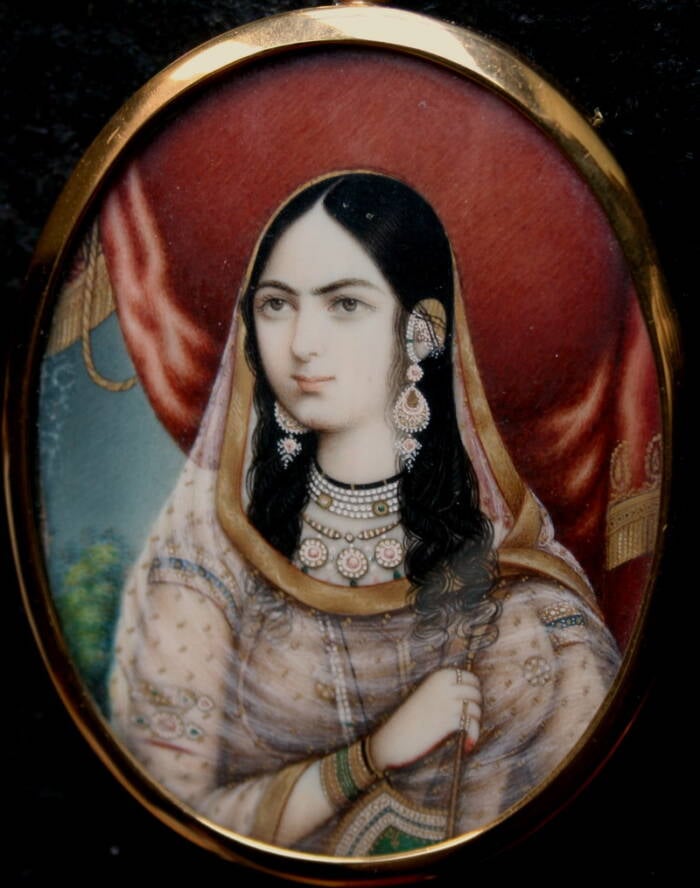 Mumtaz Mahal Circular Portrait