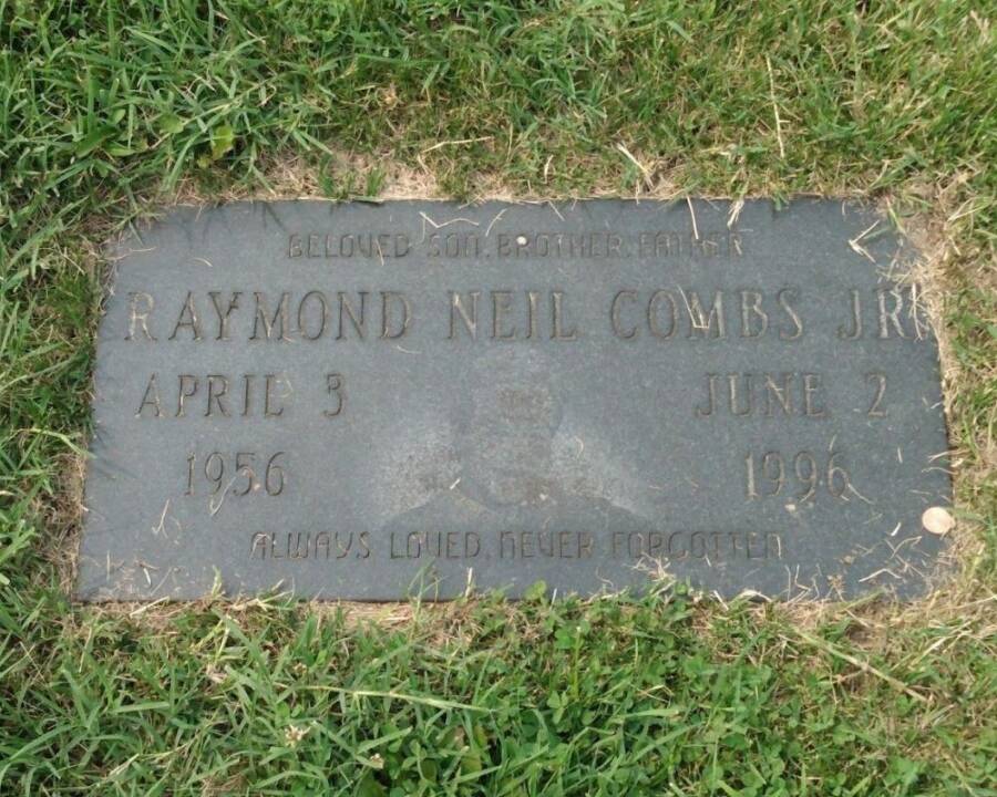 Grave Of Ray Combs