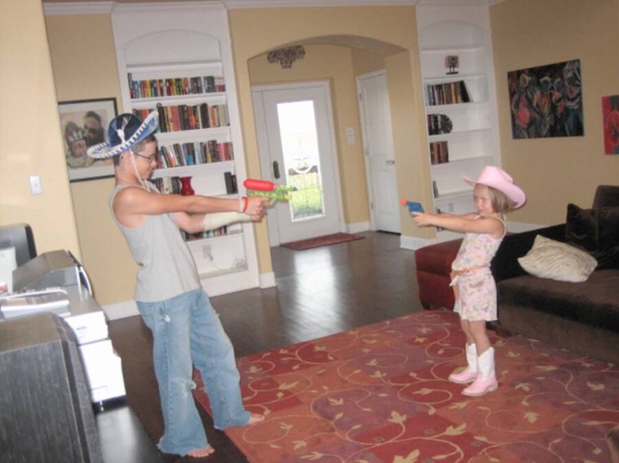 Paris And Ella Bennett