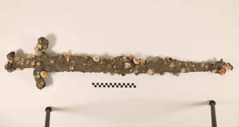 Crusaders Sword Featured