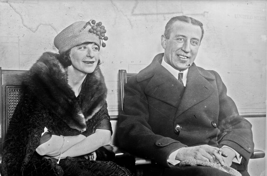Nicky Arnstein Sitting With Fanny Brice