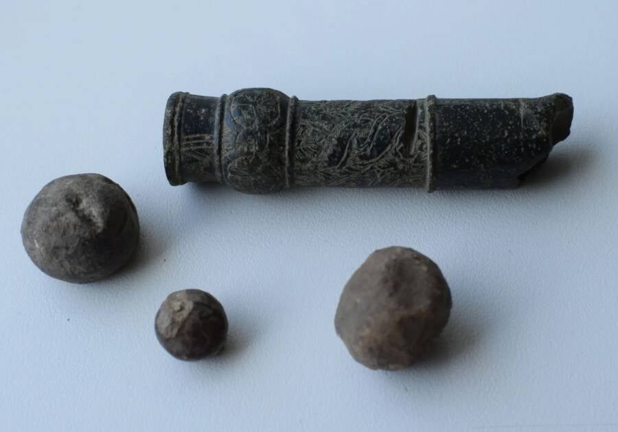 Possible Oldest Handgun In Europe