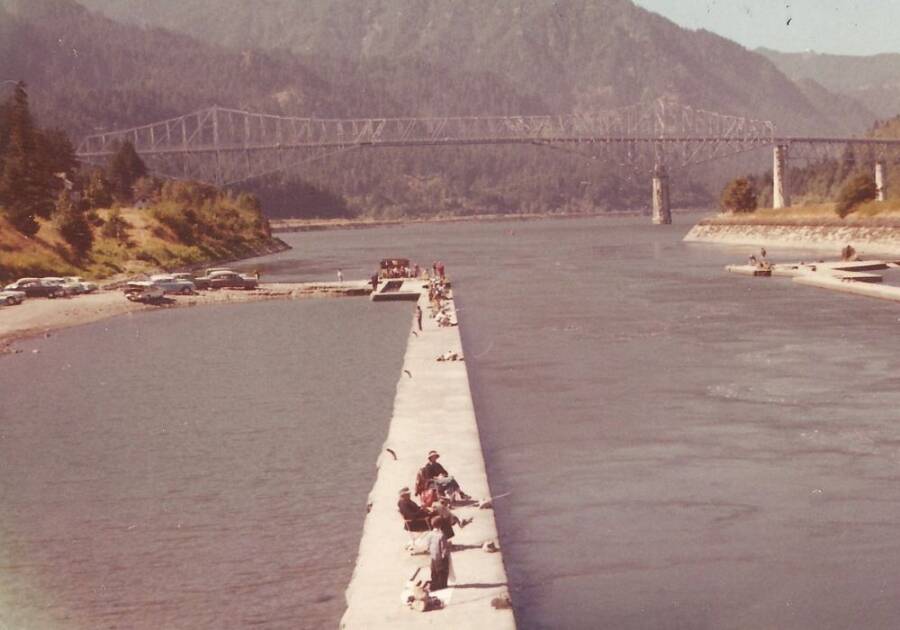 Cascade Locks Oregon