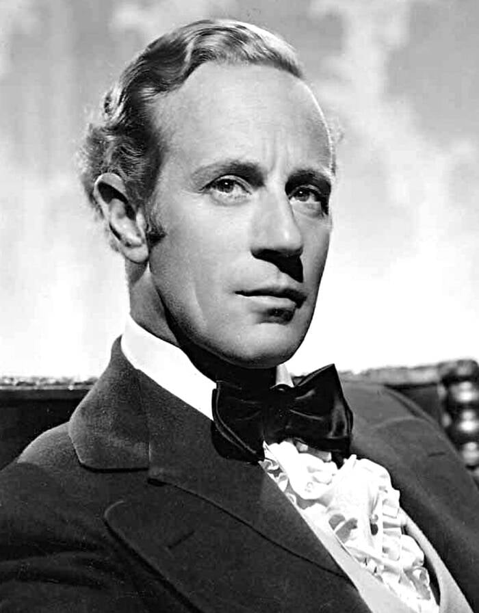 Leslie Howard In Suit