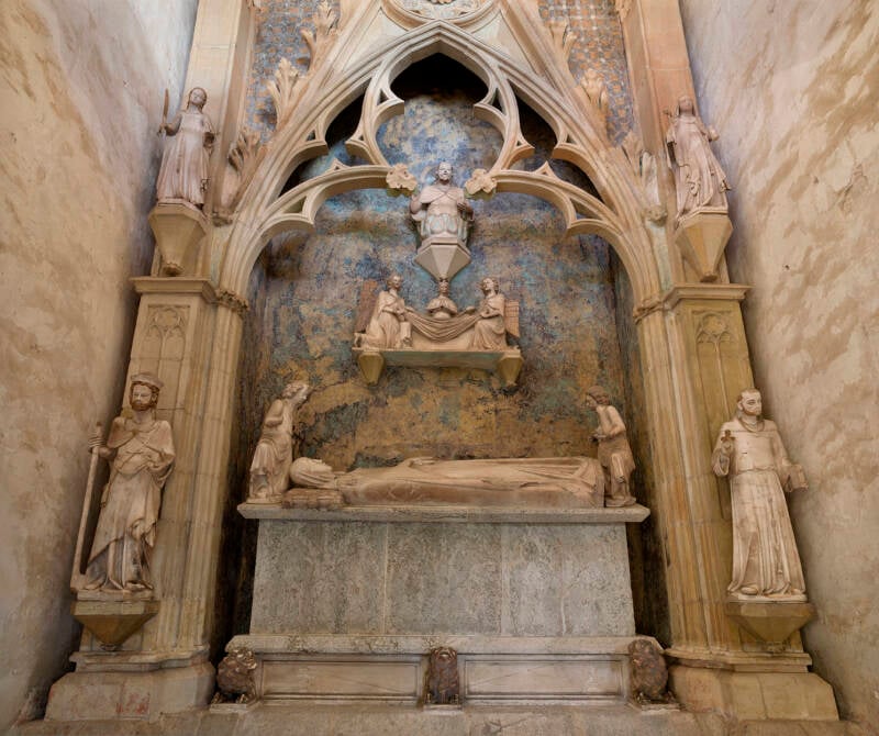 Tomb Of Queen Elisenda